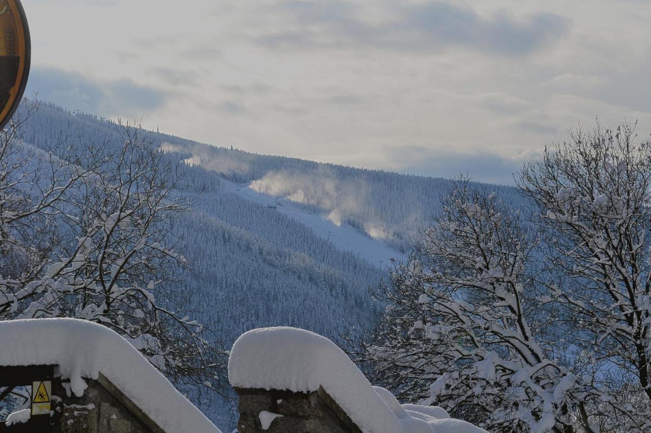 Hotel Panorama Špindlerŭv Mlýn Exterior foto